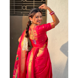 Sari Paithani de Seda Suave Rosa con Motivos de Lunares Tejidos con Hilo Zari y Pallu de Pavo Real para Bodas, Ropa India y Pakistaní - Product Image 3