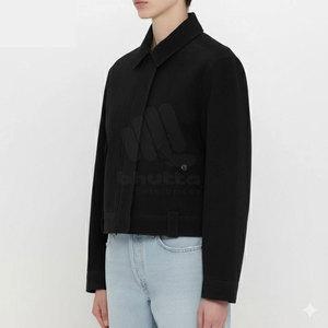 Chaqueta Bomber Negra de Algodón para Mujer, Cuello Camisero, Manga Larga, Bolsillos con Parches, Estilo Minimalista Otoñal, Corte Corto - Product Image 6