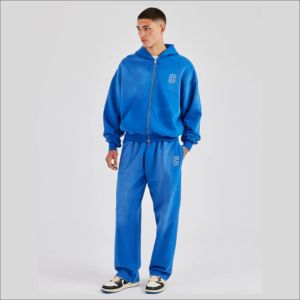 IOTA SPORTS Conjuntos Deportivos Holgados de Corte Recto para Hombre de la Mejor Calidad, Venta al Por Mayor, MOQ Bajo, Fabricación de Conjuntos Deportivos con Cierre y Bordado Personalizado - Product Image 5