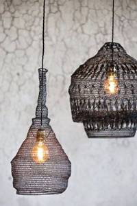 Pièce décorative suspendue tissée artisanale, style bohème moderne, décoration de plafond tissée, accent décoratif suspendu en maille métallique faite à la main - Product Image 2