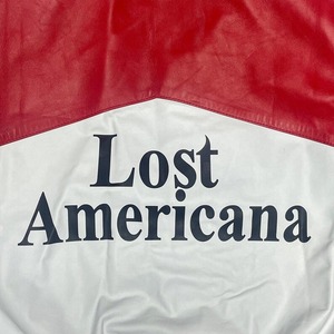 เสื้อแจ็คเก็ต MGK Lost Americana สีแดงและสีขาว ทำจากหนัง  แบบเสื้อวาร์ซิตี้  สั่งตัดพิเศษ - Product Image 5