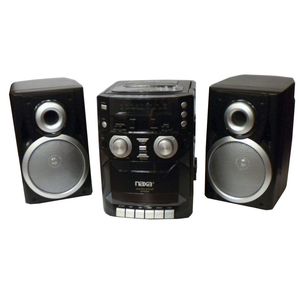 Lecteur CD portable avec radio stéréo AM/FM et lecteur/enregistreur de cassettes - Product Image 3