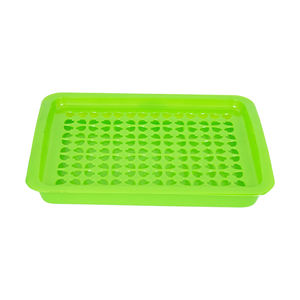 Plateau de séchage de gobelets en plastique léger et compact en forme de cœur moyen pour organiser les boissons dans la cuisine domestique ou les aires de restauration - Product Image 6