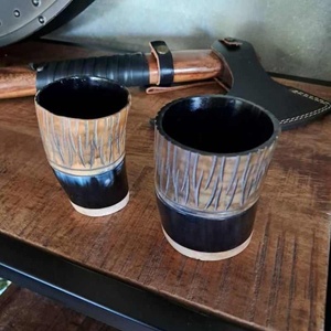 Copa de cuerno de buey de primera calidad, la más vendida, pulida naturalmente, copa de lujo personalizada, copa medieval vikinga hecha a mano. - Product Image 6