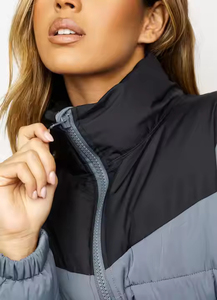 Custom Logo Women Warm Hooded <b>Winter</b> Padding Jacket Puffer <b>Quilted</b> Zip Button Double Short Crop Coat Ladies Puff Down Jacket - Product Image 6