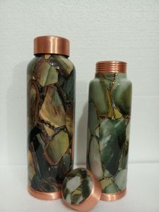 Bouteille d'eau en métal avec motif de filles dansantes mignonnes, avec couvercle en cuivre, gourde de voyage portable - Product Image 3