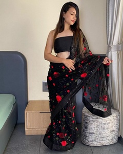 Sari indio negro de tela suave con diseño de mariposa, bordado con lentejuelas y encaje, estilo étnico moderno, para fiesta, sin coser. - Product Image 5