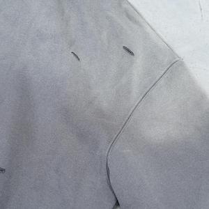 Sudadera con capucha desgastada y rotos, de peso pesado, gris lavado, estilo streetwear, al por mayor - Product Image 4