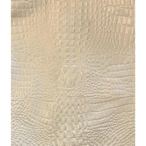 Chaleco de Cuero Genuino Blanco Premium con Grabado de Cocodrilo, Cierre Frontal, Forro Rojo Paisley y Estilo Motociclista Personalizado - Product Image 3