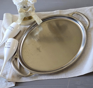 Assiette de Présentation Robuste en Aluminium Doré Poli, Écologique et Durable, Idéale pour les Salles de Réception - Product Image 3