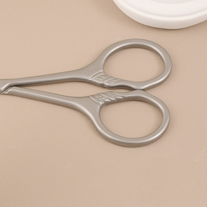Ciseaux professionnels de manucure et de pédicure gris pour soins des ongles, maquillage et esthétique, ciseaux à cuticules et à sourcils - Product Image 6