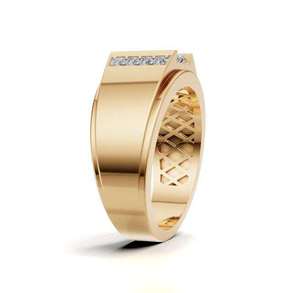 Bague pour homme en émeraude et diamant de laboratoire, sertie de pierres blanches sophistiquées, bijoux de mariage modernes et luxueux - Product Image 3