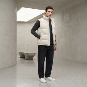 Chaqueta sin mangas acolchada color crema para hombre, con cuello alto y cremallera, para invierno, ropa de calle, personalizada, con etiqueta privada, OEM - Product Image 4