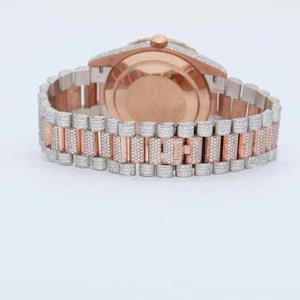 Reloj de Cuarzo de Acero Inoxidable con Diamantes de Lujo para Mujer, Redondo de 36 mm, Analógico, con Números Romanos, Cierre Elegante - Product Image 3