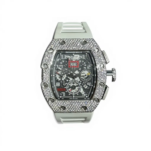 Montre à quartz de luxe pour homme, boîtier en alliage de 41 mm, bracelet en caoutchouc blanc, cadran en verre avec chiffres romains, aiguilles lumineuses, fermoir caché, résistance à l'eau 3 BAR - Product Image 1