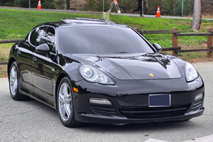 Porsche Panamera S 2010 - Product Image 6