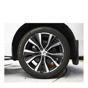 Volvo XC60 B6 Ultimate 2023 con Volante a la Izquierda, Caja de Cambios Automática, Asientos de Cuero, Cámara Trasera - 21,936 km - Product Image 5