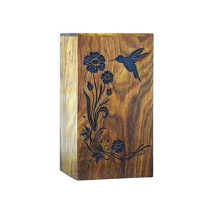 Urne funéraire en bois de manguier Arbre de Vie, boîte à cendres pour adulte, urne artisanale pour cendres humaines, taille moyenne 9x5,5 pouces. - Product Image 1