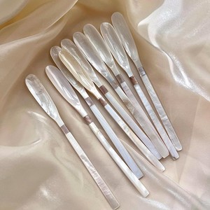 Assiette irrégulière en nacre naturelle couleur crème, plat de service pour dîner, pâtes, desserts, pour la maison ou le café - Product Image 2