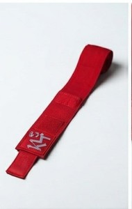 สายรัดข้อมือ K4 สีแดง ทำจากผ้าแคชเมียร์ ป้องกันการลื่น พร้อมแถบตีนตุ๊กแกสำหรับยกน้ำหนัก เสริมสร้างความแข็งแรง ป้องกันอย่างมืออาชีพ - Product Image 3