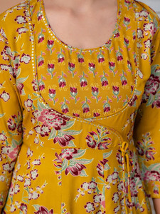 Yellow Floral Printed Cotton <b>Kurta</b> Set Regular Fit Knee-Length Traditional Indian/Pakistani Summer Casual Women's <b>Dress</b> Quick - Product Image 5