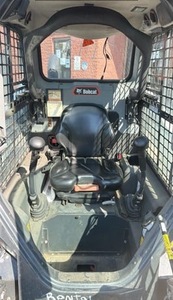 Cargadora de orugas compacta T62 2022 con cabina cerrada, máquina de construcción de alto rendimiento - Product Image 2