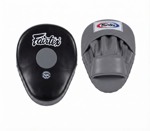 Mitaines d'entraînement en cuir véritable Fairtex pour la boxe, le Muay Thai, le kickboxing, le MMA, pour les entraîneurs et les coachs - Product Image 3