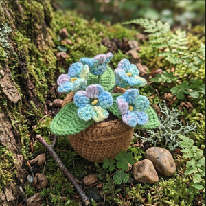 Boîte à fleurs bleue en gros 2026, nouveau modèle fait main au crochet, thème floral, en pot, en fil tricoté, cadeau, poupée, amigurumi, art papier, Viet Holiday - Product Image 1