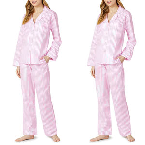 Ensemble de pyjama en satin uni pour femme, respirant, séchage rapide, doux, écologique, motif animal, avec logo frontal, manches longues, fermeture boutonnée, soyeux - Product Image 1