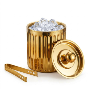 Seau à glace en acier inoxydable doré en forme de poubelle avec couvercle et pince, glacière créative à double paroi cannelée pour bar à domicile - Product Image 1