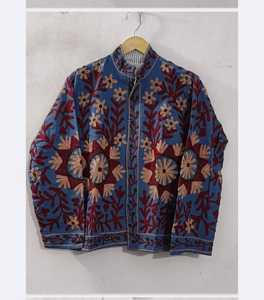 Chaqueta de Mujer Bordada en Algodón Suzani, Hecha a Mano, Ropa de Boutique para Festivales, Fabricante, Exportación, Venta al Por Mayor - Product Image 4
