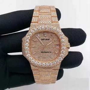 Montre de luxe pour homme en moissanite de haute qualité, style Bling Ice Out, avec verre saphir, disponible à la vente - Product Image 5
