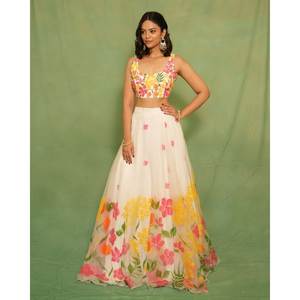 Belle tenue de soirée à imprimé floral Lehenga Choli Taille 2XL - Product Image 1