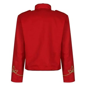 Chaqueta Formal Roja para Hombre con Detalles Trenzados Dorados, Cuello Alto, Cierre de un Botón, Corte Entallado, para Invierno - Product Image 5