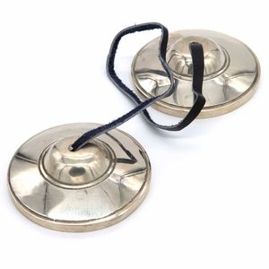 Manjeera en laiton élégant avec une finition durable, idéal pour la musique spirituelle, la méditation et les pratiques de danse indienne traditionnelle - Product Image 6