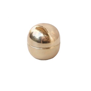 Vente chaude Moderne En Laiton Bougie Pot Disponible Ronde Bougie Pot Bougie Faisant Pot En Laiton Votive Prix De Gros - Product Image 2