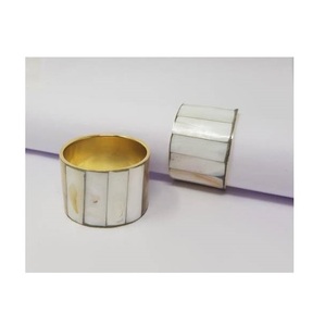 Anillos para Servilletas Hechos a Mano con Madreperla, Diseño Iridiscente, Porta Servilletas de Lujo para Bodas, Hoteles, Banquetes y Cenas Elegantes - Product Image 3
