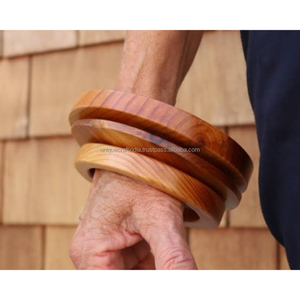 Brazaletes de madera natural con detalles de cuentas de latón Accesorios de fusión hechos a mano para joyería de moda y exportación al por mayor - Product Image 5