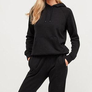 Sweat-shirt à capuche pour femme, noir uni, en coton, décontracté, avec poches, coupe classique, pour l'automne - Product Image 2