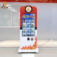 Mesin Vending TCG Tipe Lantai Kapasitas Tinggi Dispenser Paket Kartu Sistem SDK 4G WiFi Iklan Jarak Jauh Untuk Penggunaan di Pusat Perbelanjaan