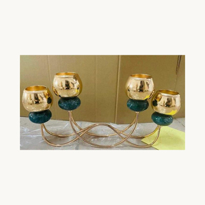 Portavelas de Metal Premium con Cuatro Copas Doradas, Nuevo, Elegante, Personalizado, Moderno, Decorativo para el Hogar y Bodas - Product Image 1