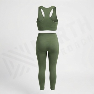 Ensemble de yoga surdimensionné à séchage rapide, imprimé, en matériau recyclé, sans couture, pour le sport, l'exercice, la gym et les activités physiques - Product Image 2