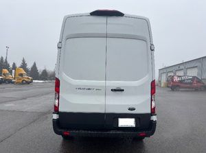 Ford Transit 250 Cargo Van 2021 Usada en Buen Estado con Transmisión Automática 135,591 km (Furgoneta de Panel) - Product Image 6