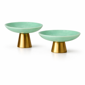 Bols décoratifs élégants en résine bleue avec base dorée, décoration de luxe pour la maison, centre de table, ensemble de bols en résine - Product Image 3