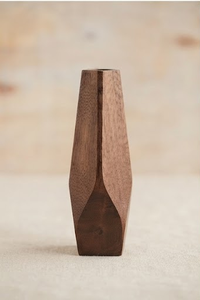 Vase de table en bois d'acacia fait main, forme irrégulière, design minimaliste, pour présentation florale - Product Image 4