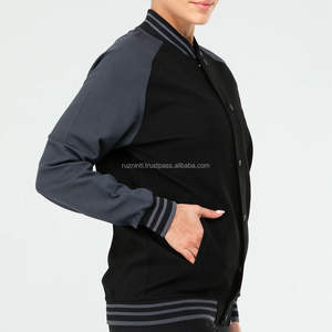 Chaqueta Varsity de Peso Pesado con Mangas de Cuero, Bordado, Forro Cálido, Opciones de Diseño Personalizado, Estilo Urbano para Hombres y Equipos - Product Image 6