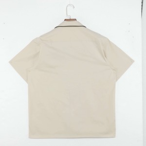 เสื้อเชิ้ตแขนสั้นผู้ชายสีเบจปักลายคุณภาพสูงสไตล์ลำลองติดกระดุม - Product Image 2