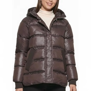 Chaqueta Acolchada Sólida para Mujer, con Capucha, Manga Larga, Abrigo de Invierno, Cierre de Cremallera, Relleno de Poliéster, Tejido de Algodón, Forro de Algodón, Corte Regular - Product Image 5
