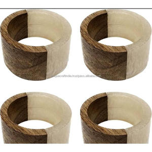 Rondelles de serviette modernes artisanales géométriques en résine et décor de table en bois pour les mariages élégants Occasions spéciales - Product Image 5