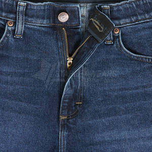 Pantalones Cortos Bermuda Casuales para Hombre de Alto Rendimiento, 100% Algodón, Transpirables, de Secado Rápido y Ecológicos para Actividades al Aire Libre - Product Image 4